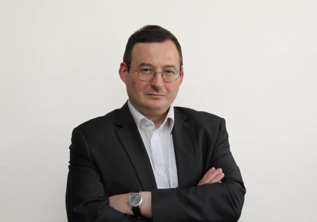 L'avocat Alain Debenest